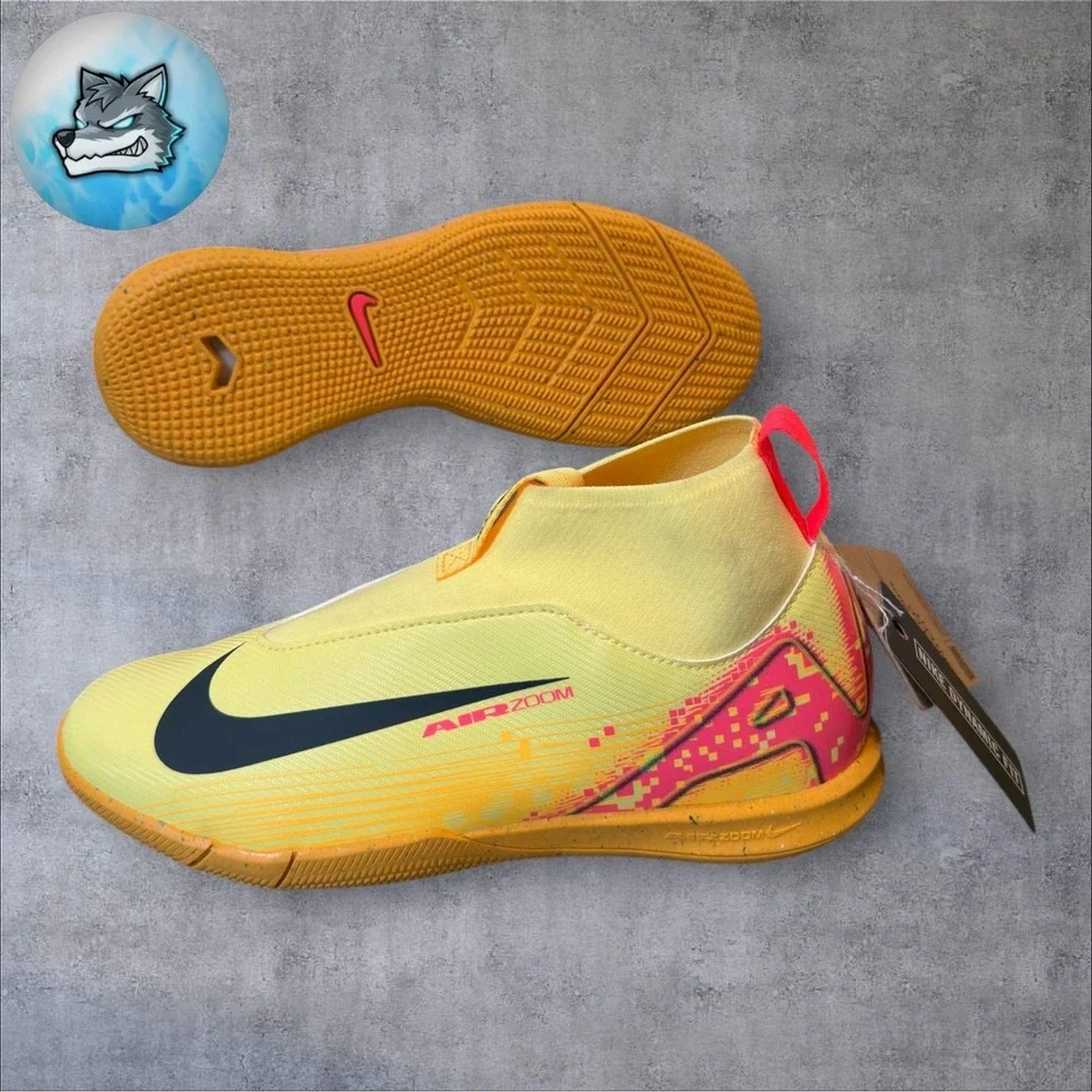 Nike Zoom Mercurial Superfly 10 Academy Mbappe IC Indoor Youth Size 5 HF3419-800